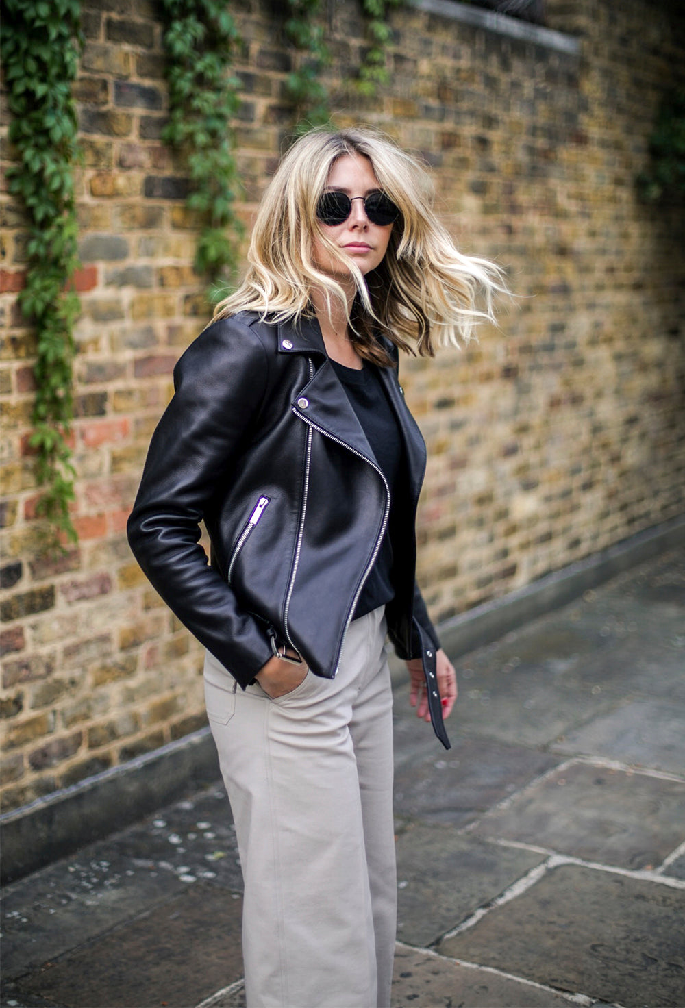 Leather Essentials For A Minimalistic Wardrobe and Endless Outfits