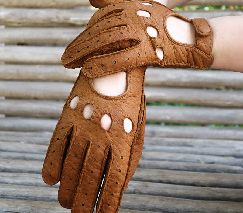 vilcabamba cork peccary gloves